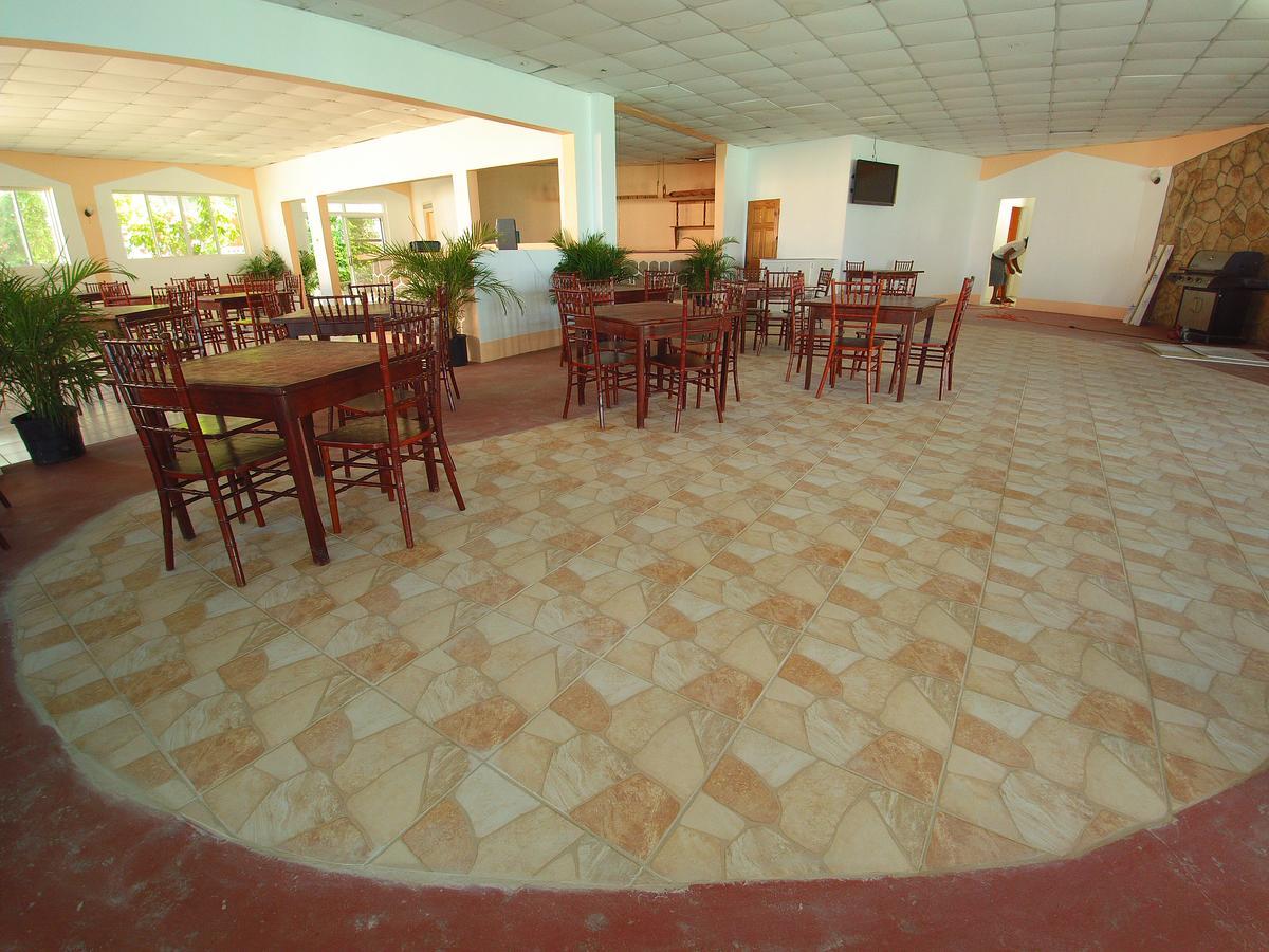 Pinneys Beach Hotel Nevis Charlestown Ngoại thất bức ảnh